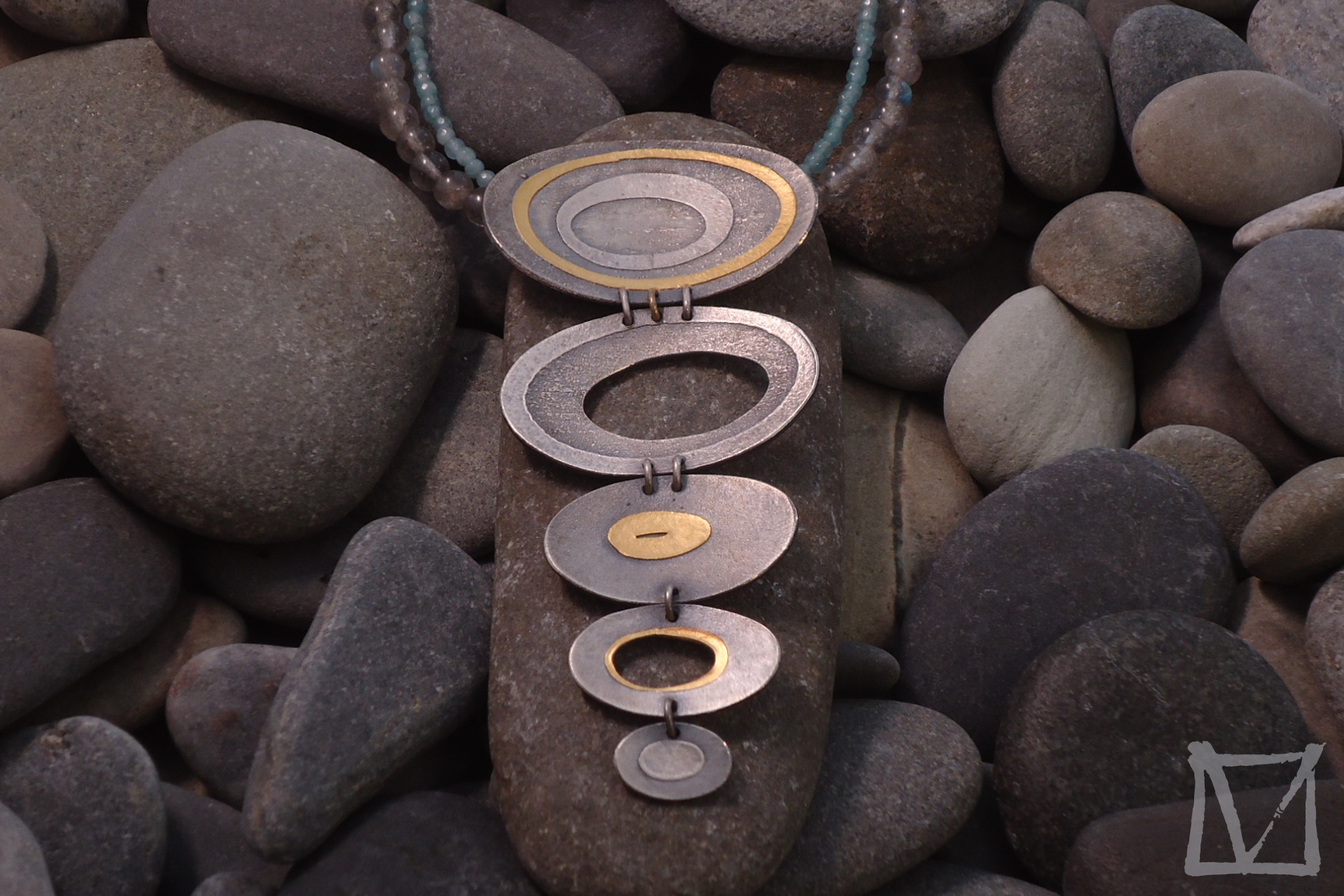sunny side up necklace, sterling silver, 22ct gold, labradorite, apatite Maike Valcarcel Goldsmith Hout Bay